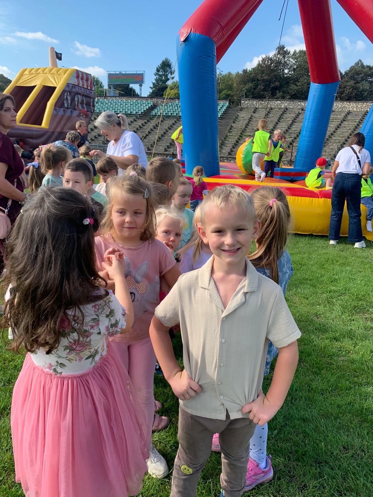 35ec3222 c441 4a72 8d7e a4680375e573