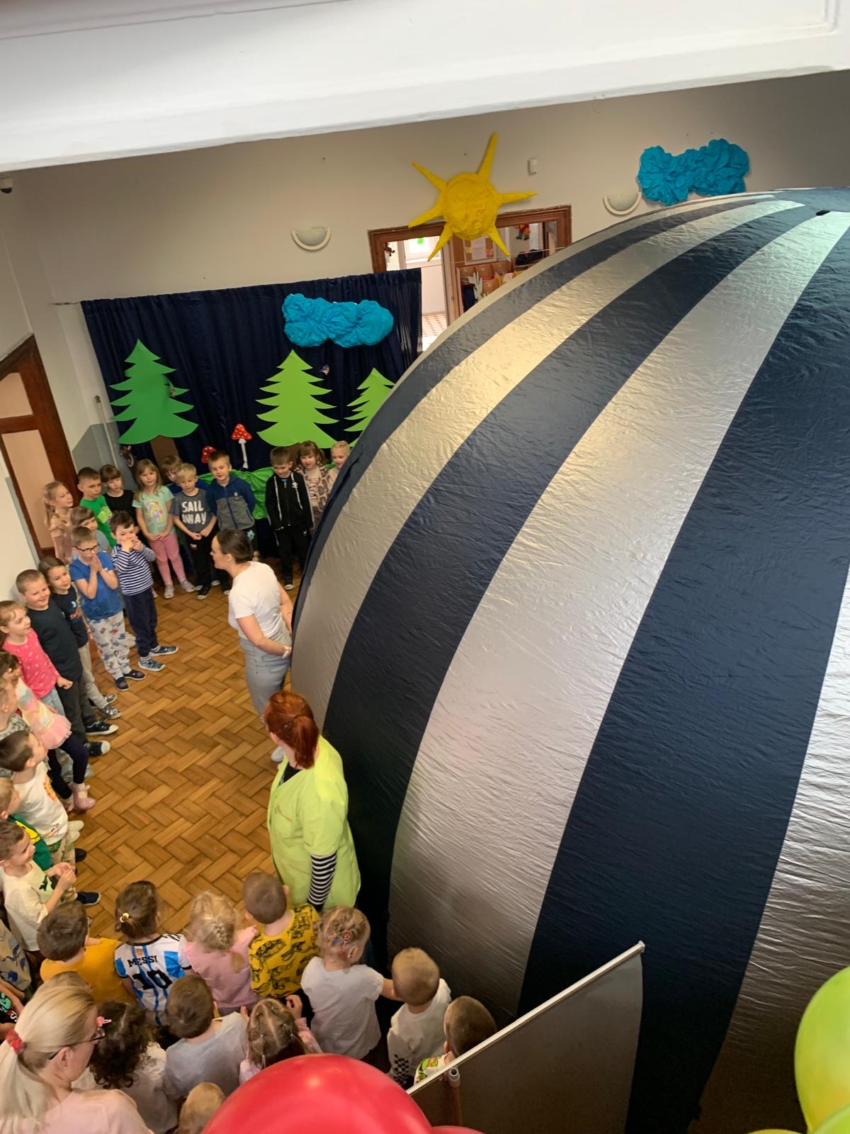 a6455a00 1993 4220 b61c f115fd3be6ca