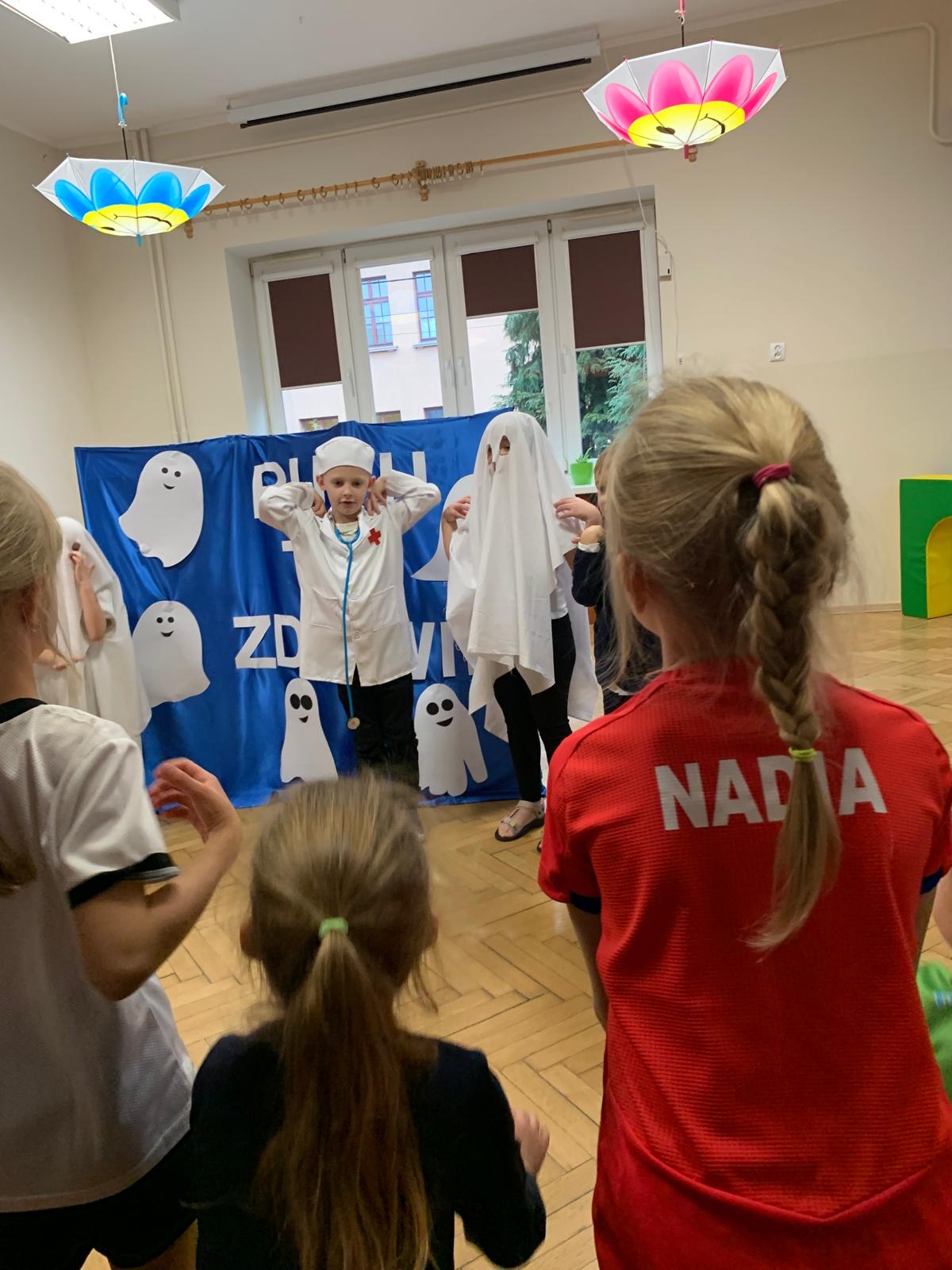 8a6b15bb f513 48e4 91e1 ffc3b5612f65